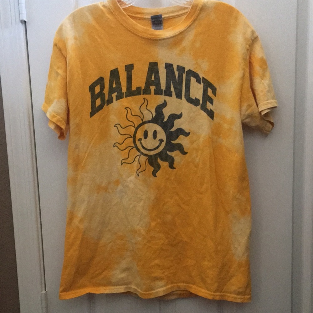 FINAL MARKDOWN Ladies balance tee medium